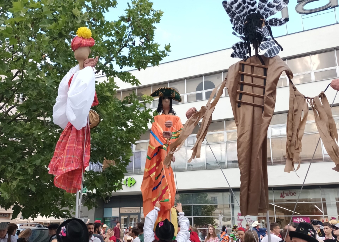 13. Międzynarodowy Festiwal Twórczości Młodych "Folkowe Inspiracje" w Łodzi