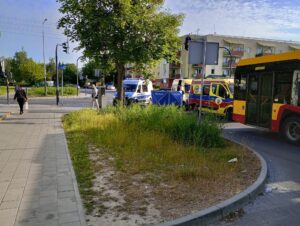 Autobus MPK-Łódź śmiertelnie potrącił pieszą na przejściu