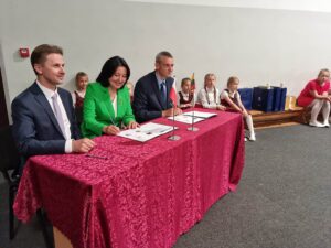 umowy z polskimi szkołami na Wileńszczyźnie