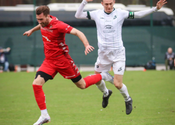 GKS Bełchatów liderem IV ligi. Porażka Widzewa II Łódź