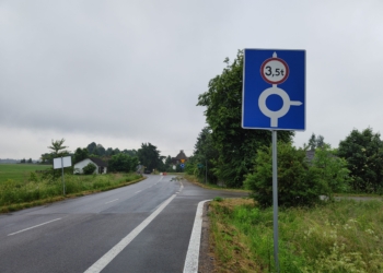 „Walka” z samochodami ciężarowymi na drogach powiatu piotrkowskiego