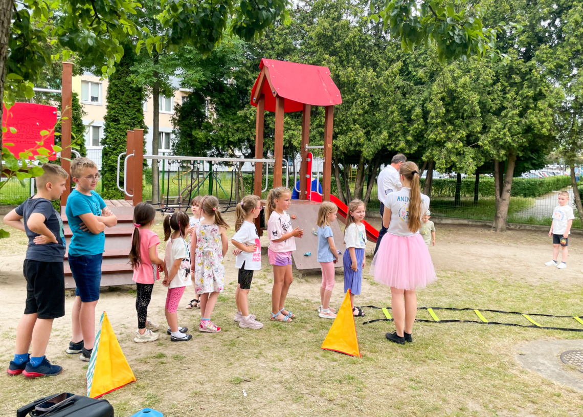 Piknik "Od seniora do juniora" w Przedszkolu nr 5 w Sieradzu