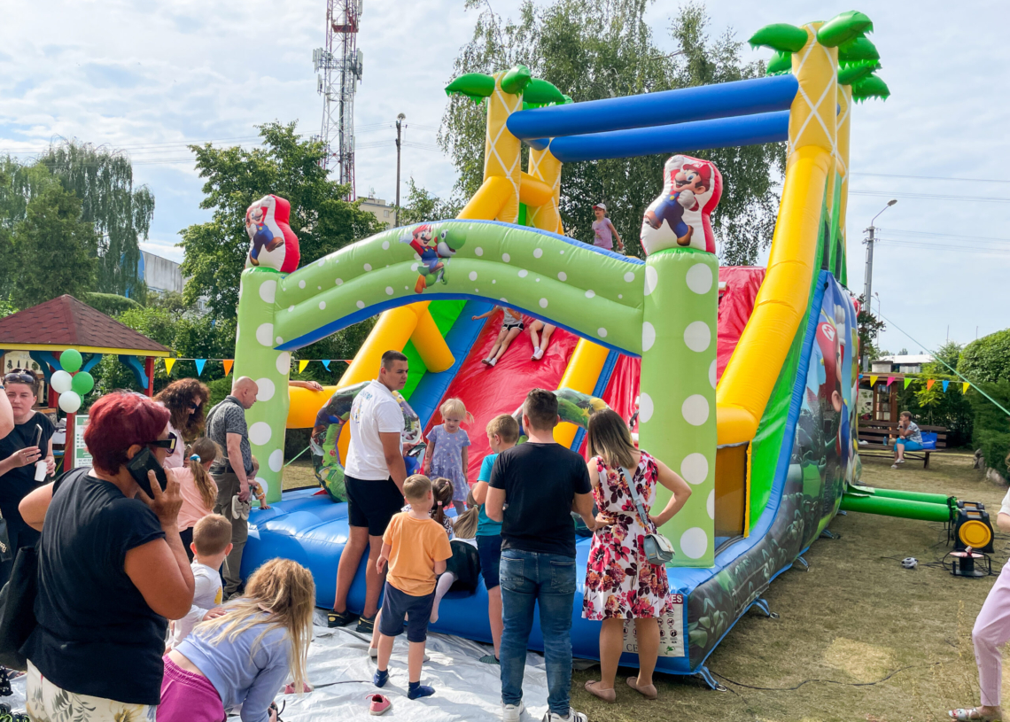 Piknik "Od seniora do juniora" w Przedszkolu nr 5 w Sieradzu
