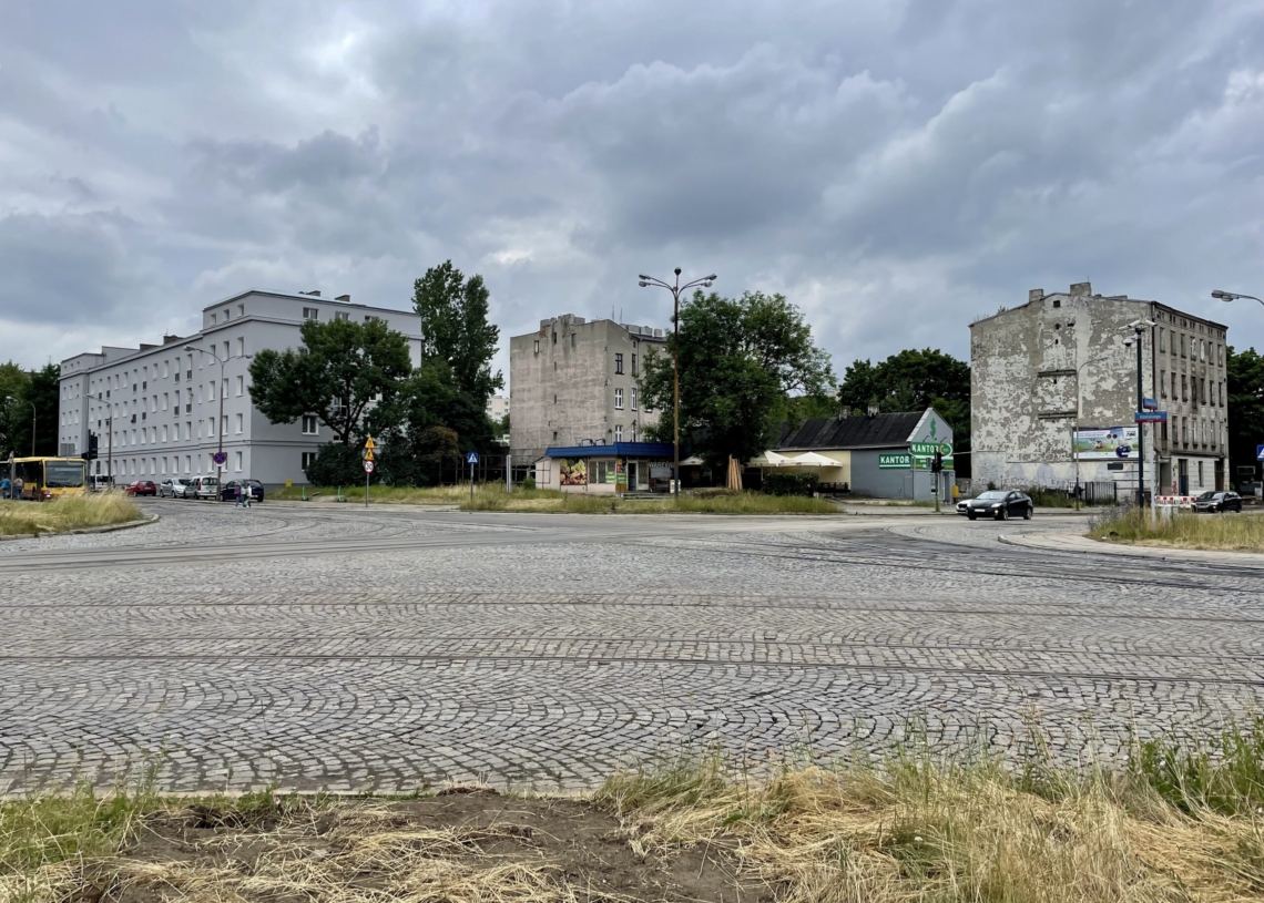 Mija 5 miesięcy od rozpoczęcia przebudowy Przybyszewskiego [ZDJĘCIA + WIDEO]
