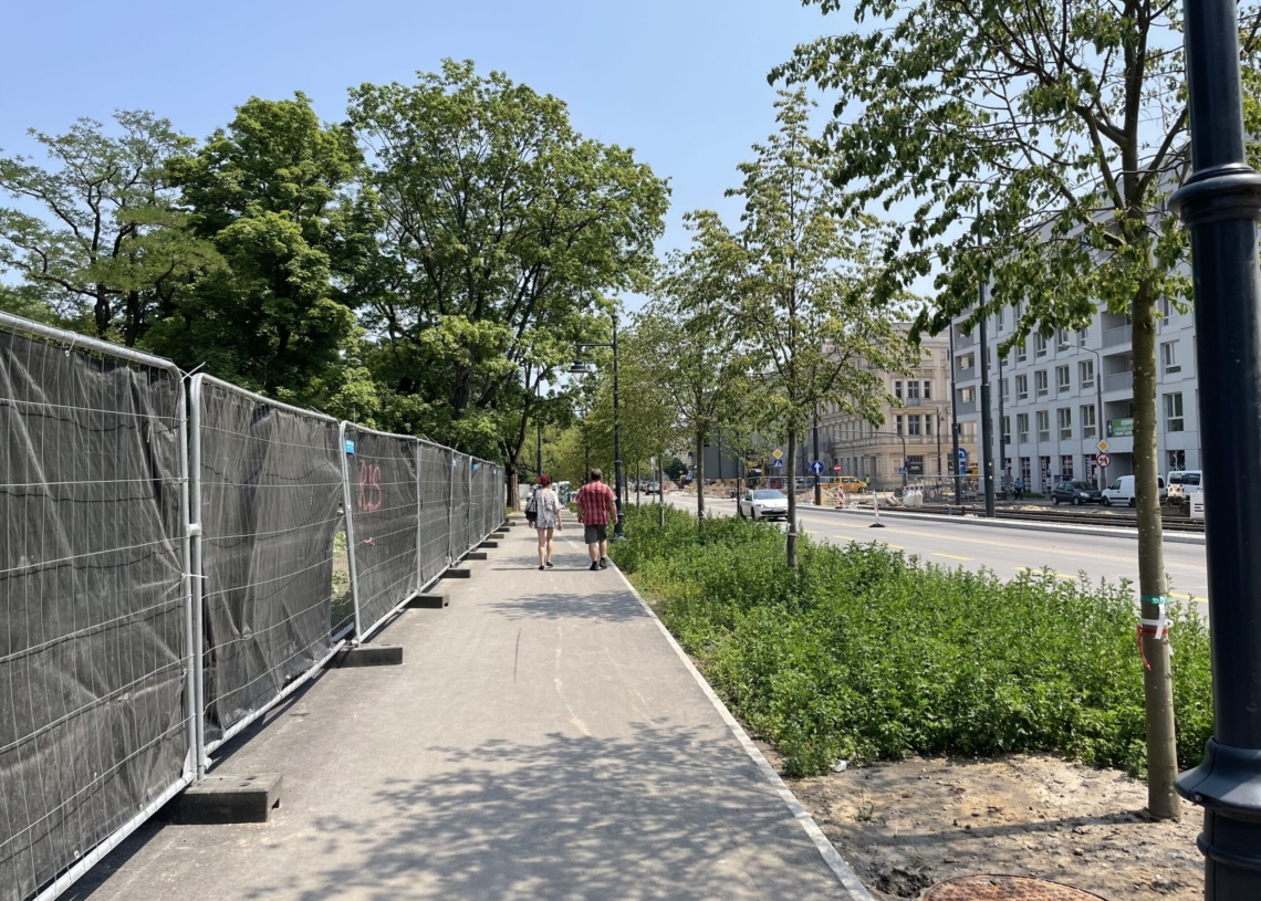 Modernizacja Północnej. Torowisko układane jest na 70 proc. ulicy [ZDJĘCIA + WIDEO]