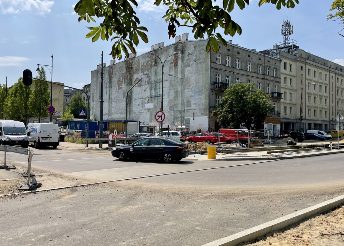 Modernizacja Północnej. Torowisko układane jest na 70 proc. ulicy [ZDJĘCIA + WIDEO]