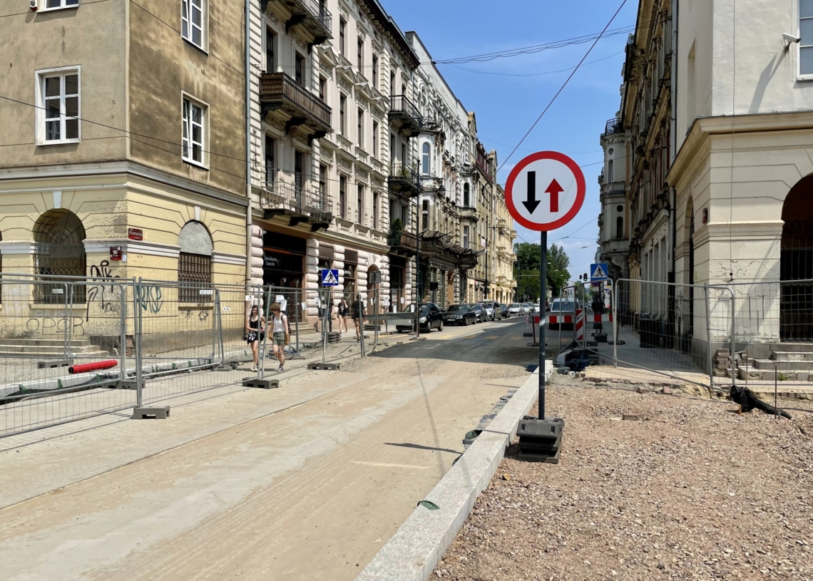 Modernizacja Placu Wolności trwa już 14 miesięcy [ZDJĘCIA + WIDEO]