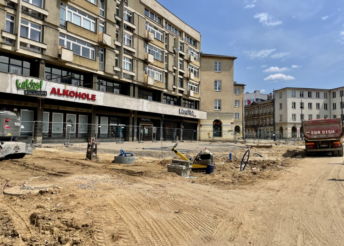 Modernizacja Placu Wolności trwa już 14 miesięcy [ZDJĘCIA + WIDEO]