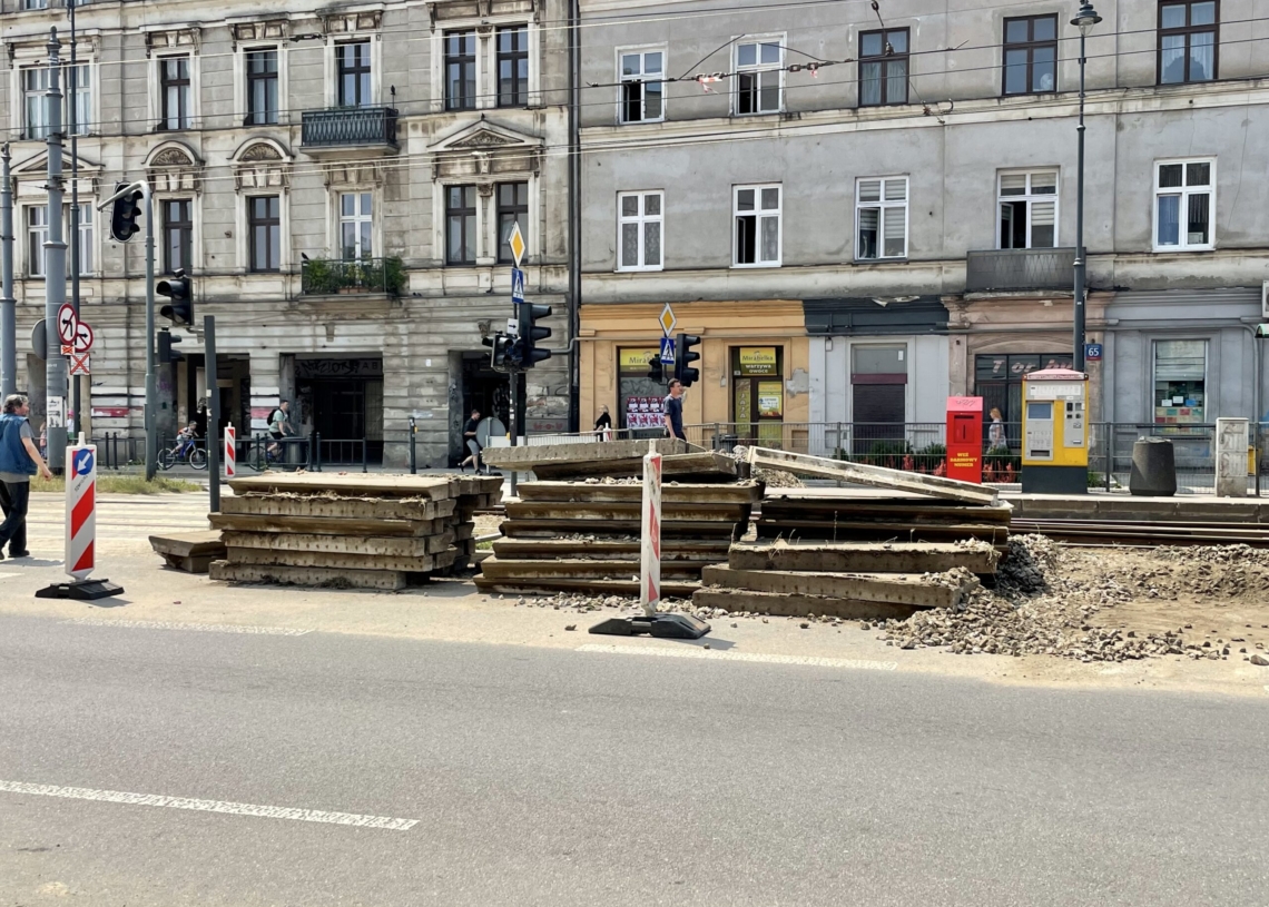 Modernizacja Legionów i remont skrzyżowania z Zachodnią. Jak postępują prace? [ZDJĘCIA + WIDEO]