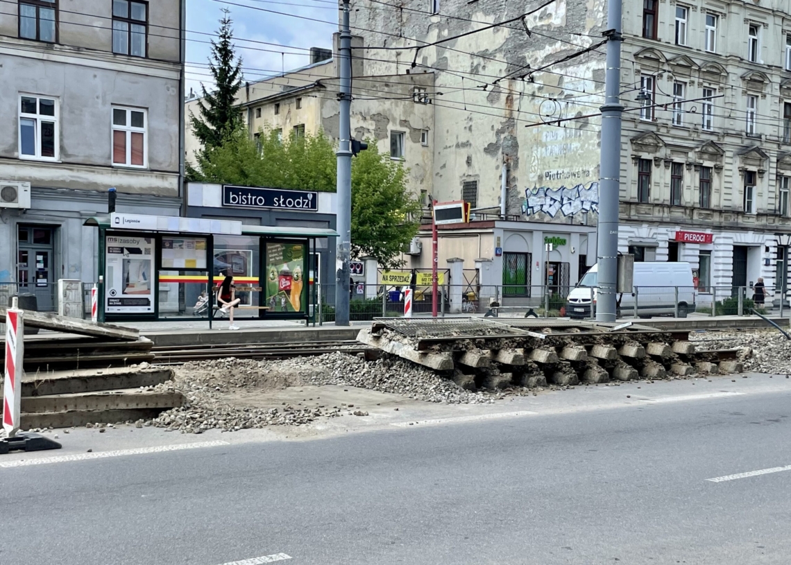 Modernizacja Legionów i remont skrzyżowania z Zachodnią. Jak postępują prace? [ZDJĘCIA + WIDEO]