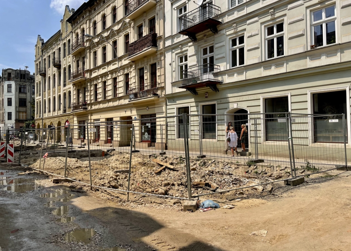 Modernizacja Legionów i remont skrzyżowania z Zachodnią. Jak postępują prace? [ZDJĘCIA + WIDEO]