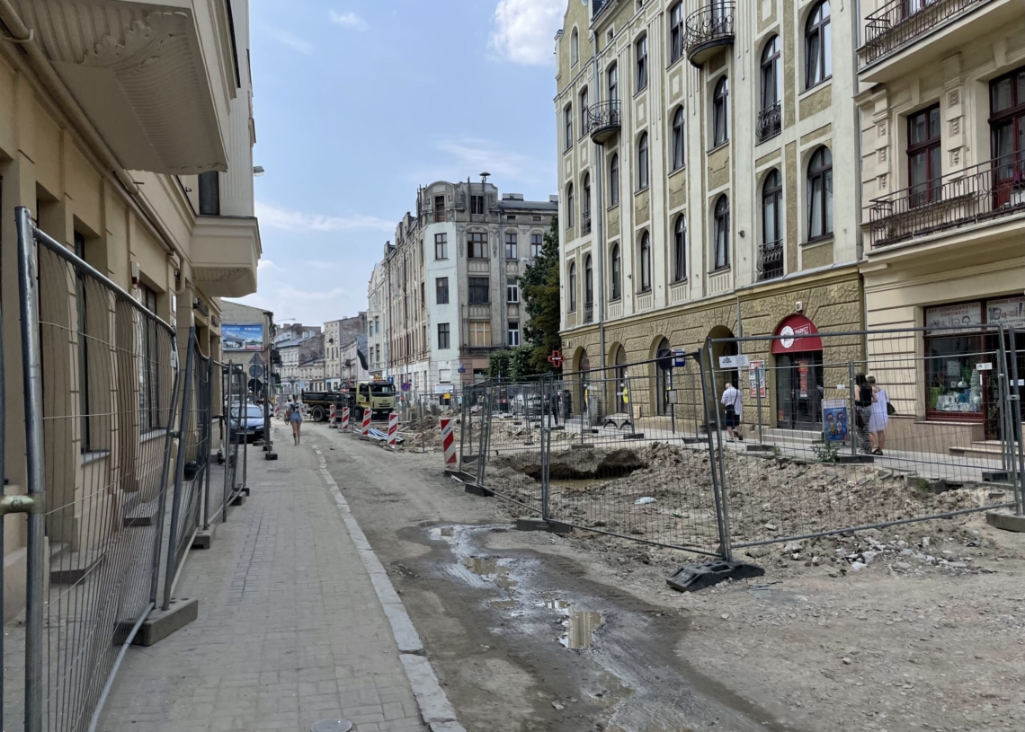 Modernizacja Legionów i remont skrzyżowania z Zachodnią. Jak postępują prace? [ZDJĘCIA + WIDEO]