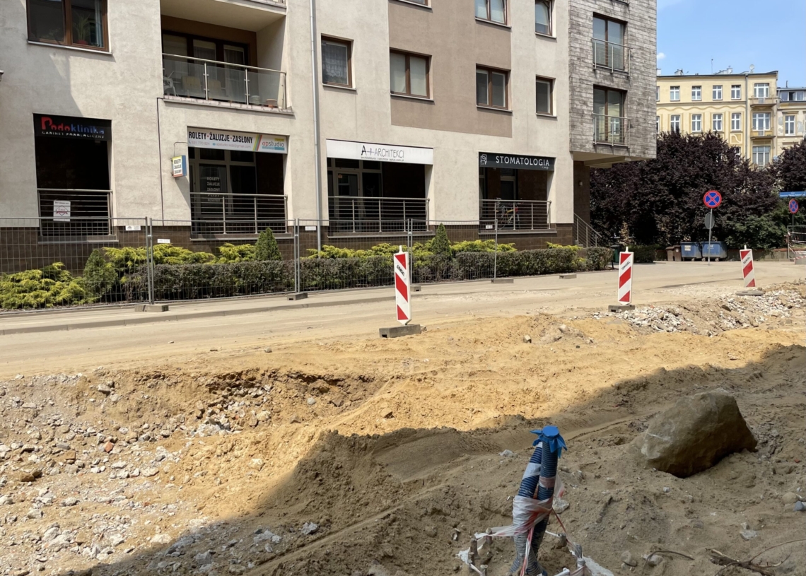 Modernizacja Legionów i remont skrzyżowania z Zachodnią. Jak postępują prace? [ZDJĘCIA + WIDEO]