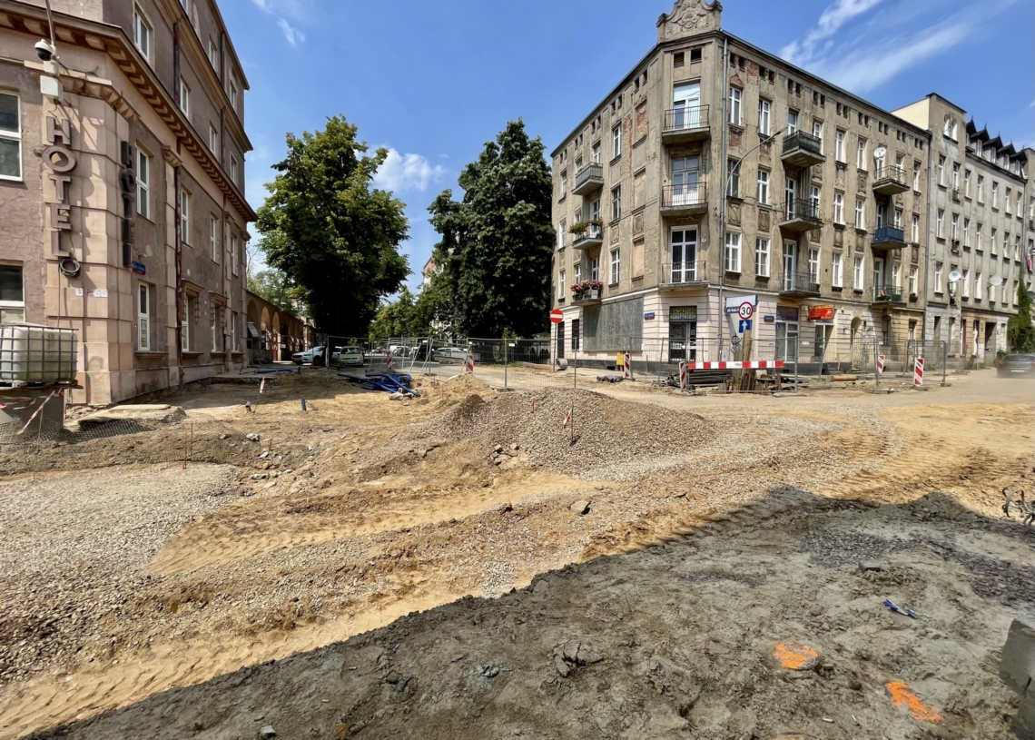 Modernizacja Legionów i remont skrzyżowania z Zachodnią. Jak postępują prace? [ZDJĘCIA + WIDEO]