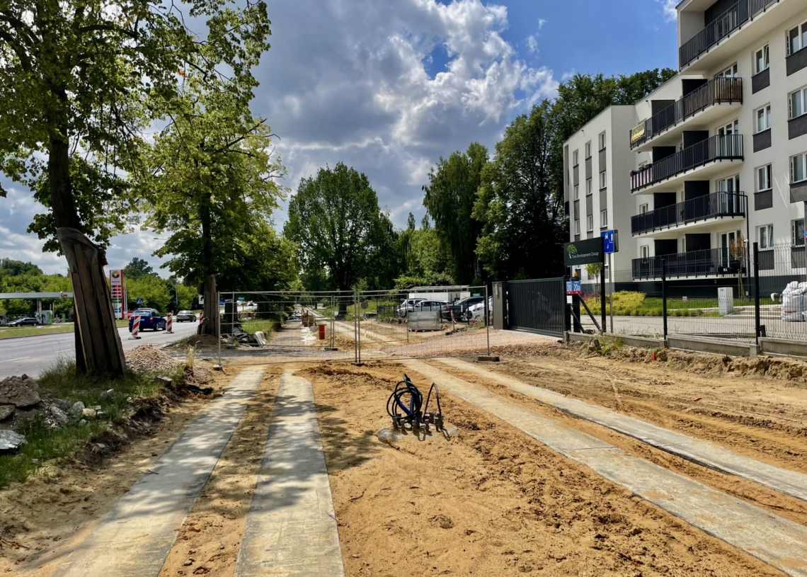 Budowa torowiska na Strykowskiej, jak postępują prace? [ZDJĘCIA + WIDEO]