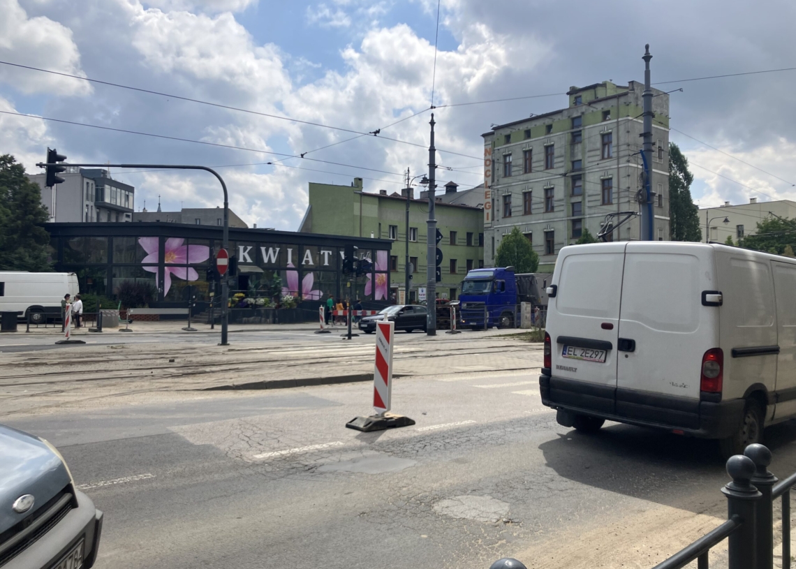 Roboty drogowe na skrzyżowaniu Zachodniej i Legionów utrudnią funkcjonowanie przedsiębiorcom [ZDJĘCIA]