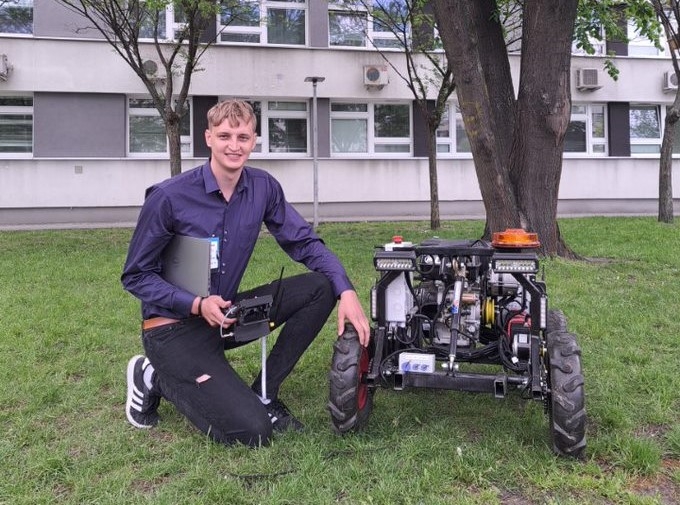 Student Politechniki Łódzkiej z nagrodą Silver Award za projekt platformy mobilnej