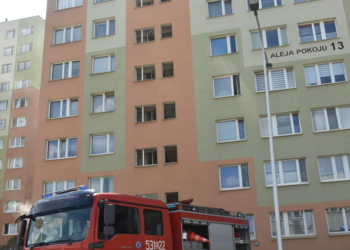 Pożar w wieżowcu Sieradzu. Nastąpiło duże zadymienie