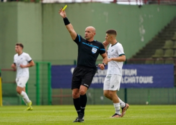Szymon Marciniak poprowadził mecz IV ligi. GKS Bełchatów pokonał Sokoła Aleksandrów Łódzki