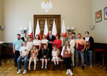 Akty obywatelstwa polskiego dla 17 cudzoziemców