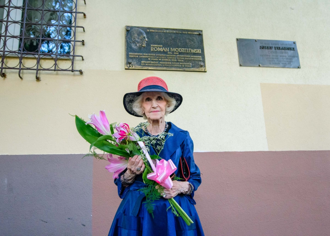 Odsłonięcie tablicy prof. Romana Modzelewskiego w Łodzi