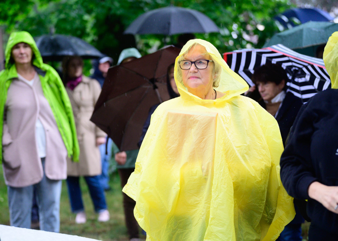 Protest przed Okręgową Izbą Lekarską w Łodzi