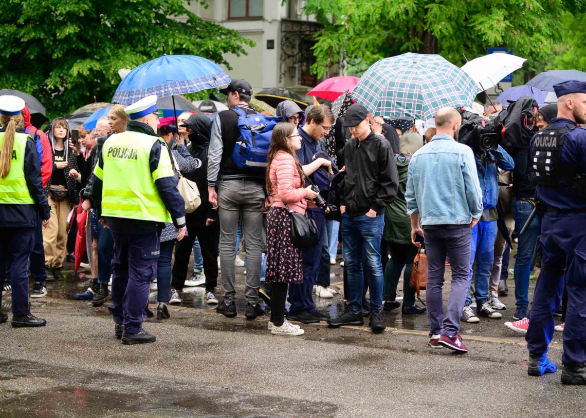 Protest przed Okręgową Izbą Lekarską