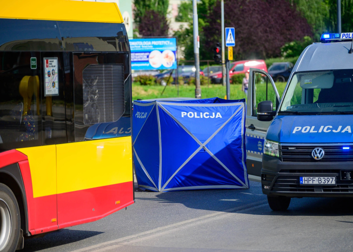 Boże Ciało 2023 na drogach w Łódzkiem. 32 wypadki, w tym jeden śmiertelny 1 Boże Ciało 2023 w Łódzkiem. Śmiertelny wypadek na Kurczakach