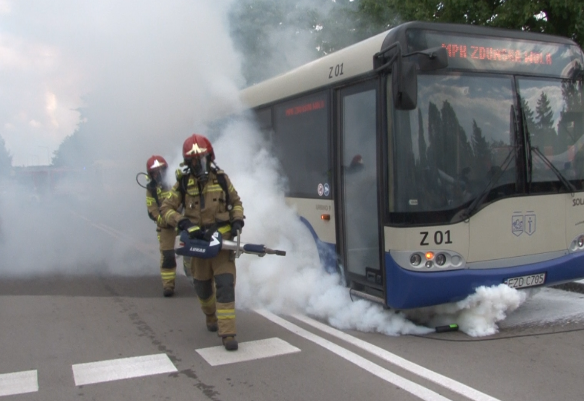 Parada autobusów w Zduńskiej Woli