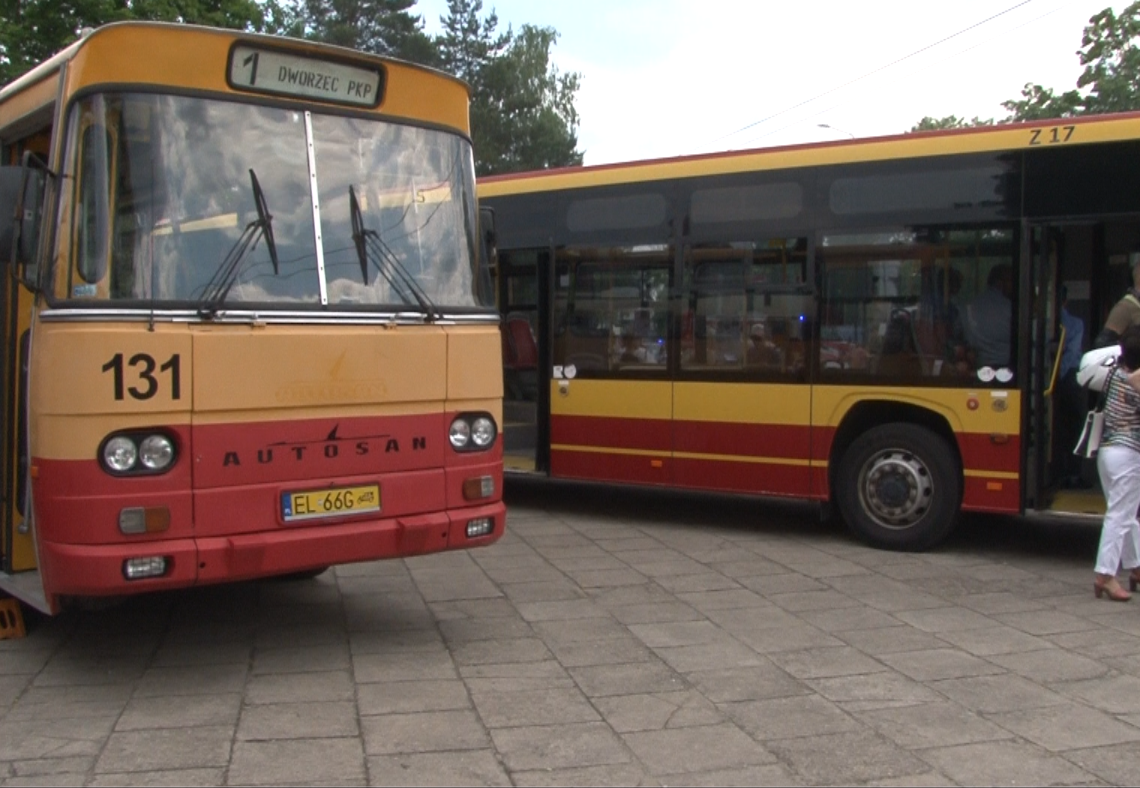 Parada autobusów w Zduńskiej Woli