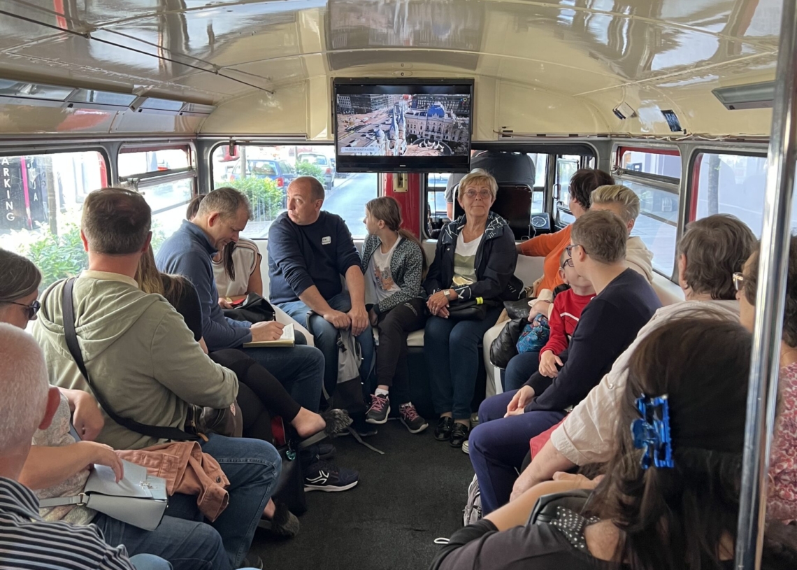 Weekendowe przejazdy londyńskim autobusem w Łodzi