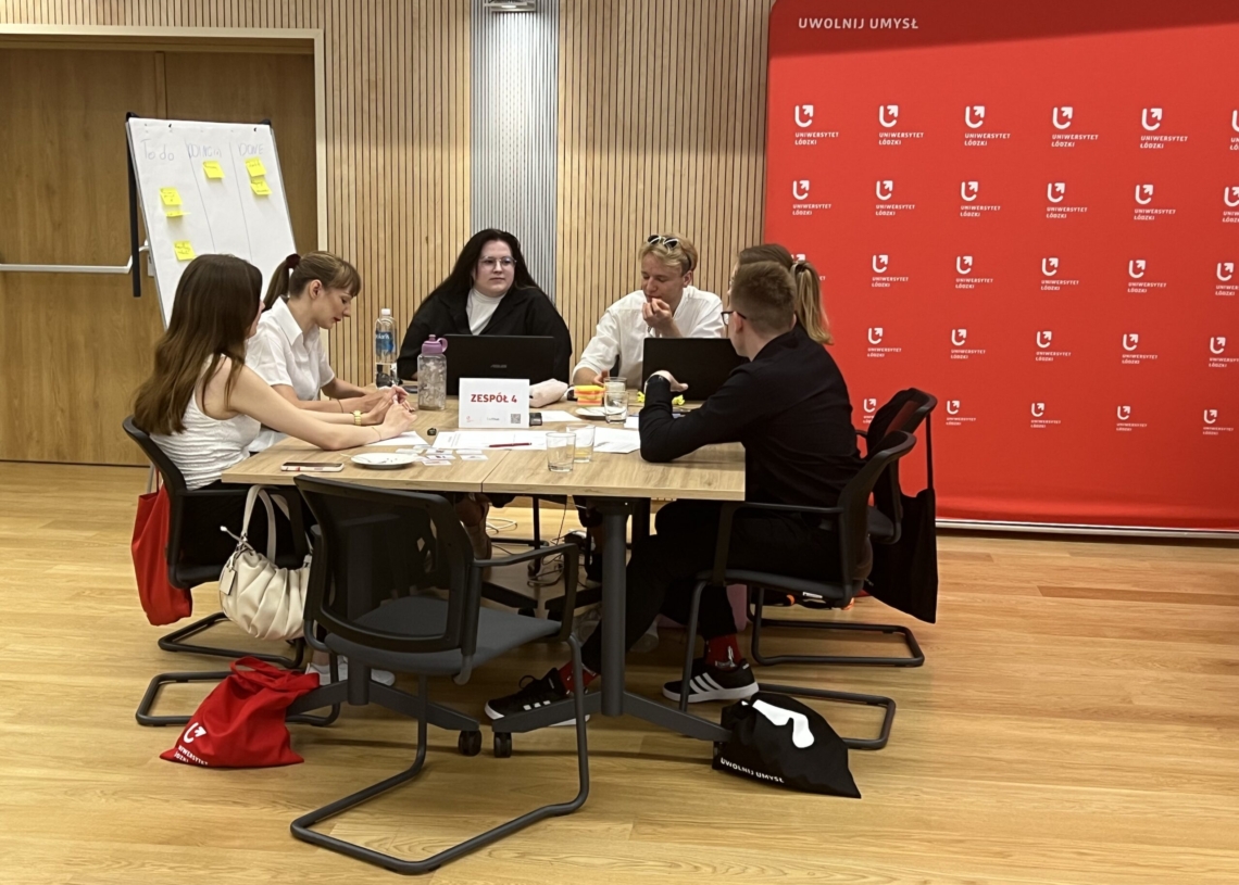 Konkurs Ideathon – studenci odpowiadają na problemy firm i dają gotowe rozwiązania [ZDJĘCIA]