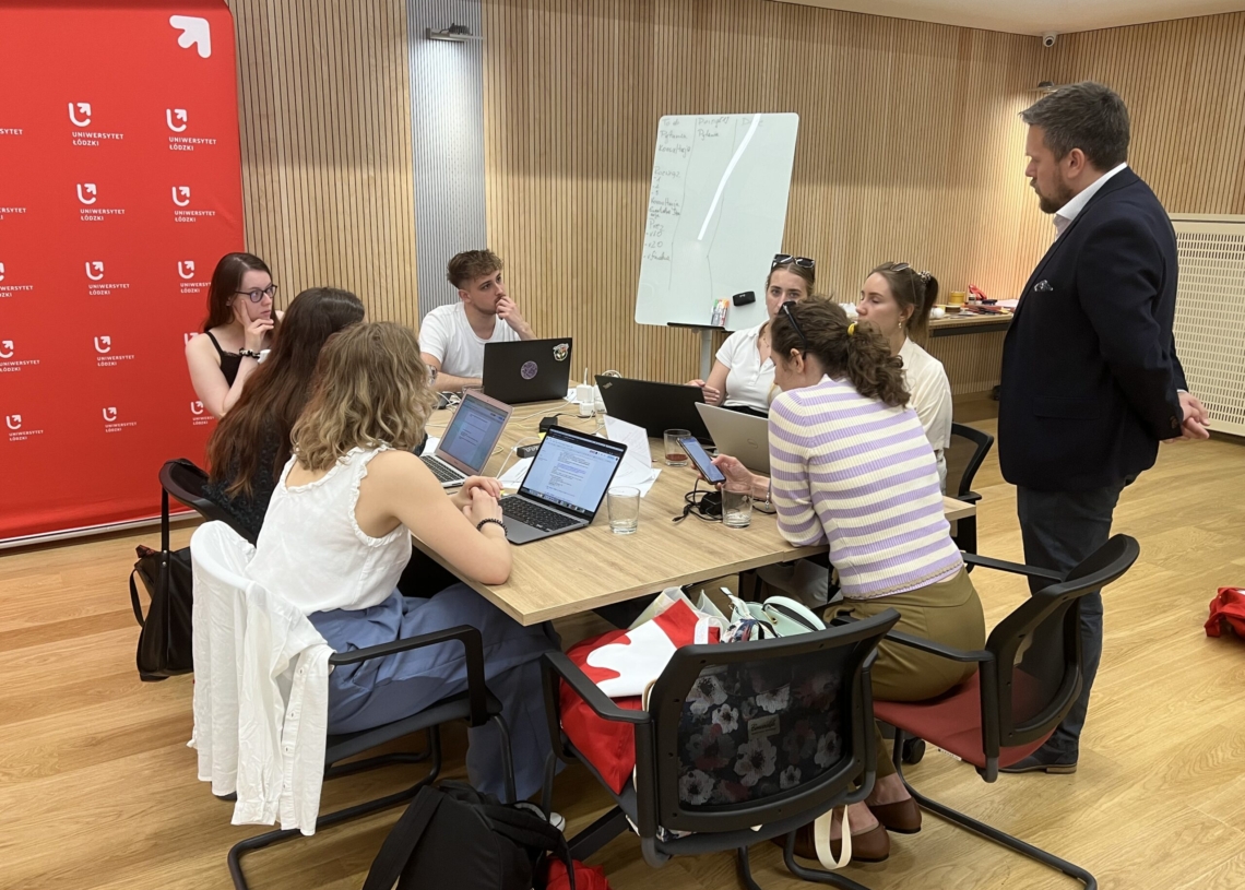 Konkurs Ideathon – studenci odpowiadają na problemy firm i dają gotowe rozwiązania [ZDJĘCIA]