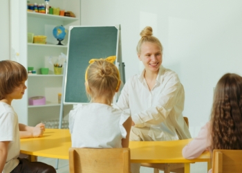 Kurs kwalifikacyjny oligofrenopedagogika – kierunek rozwoju dla pedagogów