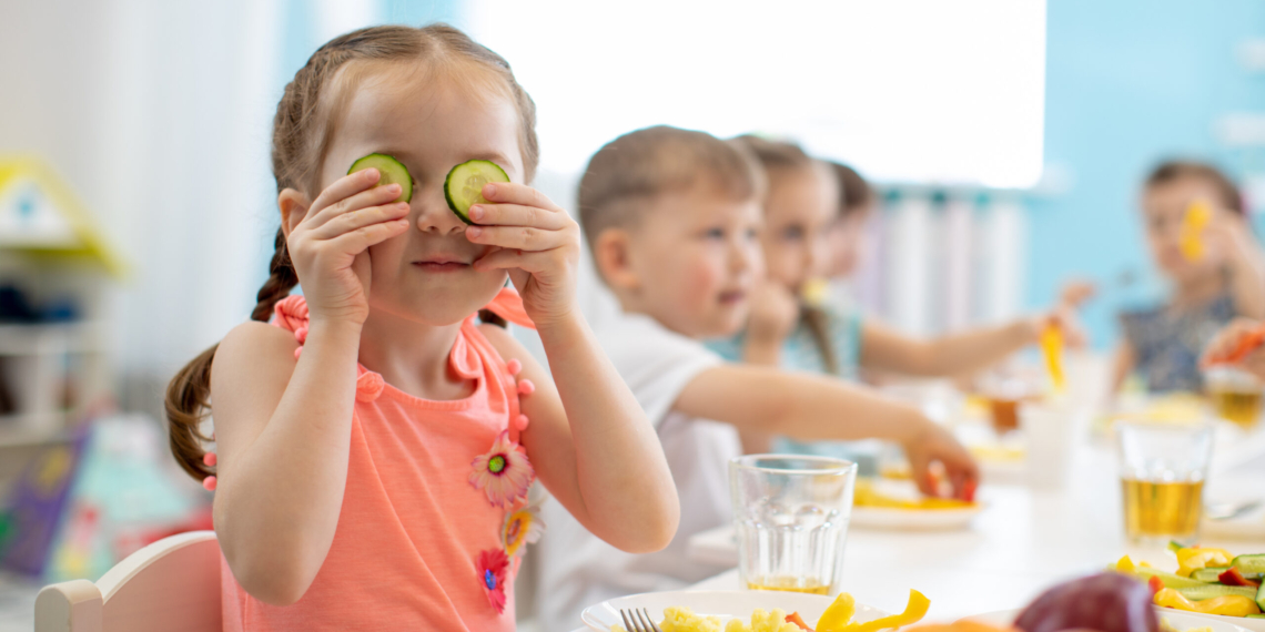Jak zbilansowana dieta może pomóc w zapobieganiu zaparciom u dzieci? 1 Jak zbilansowana dieta może pomóc w zapobieganiu zaparciom u dzieci?