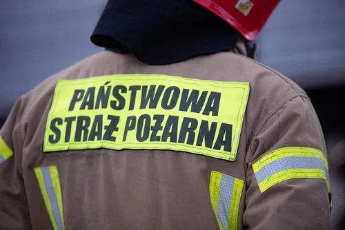 Zatrzymanie ruchu tramwajowego na ulicy Kopernika przez niemal 2 godziny. Interwencja straży pożarnej 1 Pożar domu dziecka