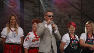 Zbigniew Ziemba, wicemarszałek województwa łódzkiego, na pikniku w Sulejowie