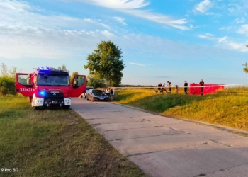 Topielec w Piotrkowie. Strażacy wyciągnęli ciało z jeziora Bugaj