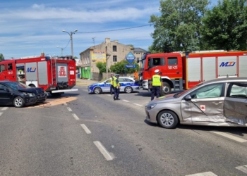 Wypadek na Łódzkiej w Zgierzu. 3 osoby ranne
