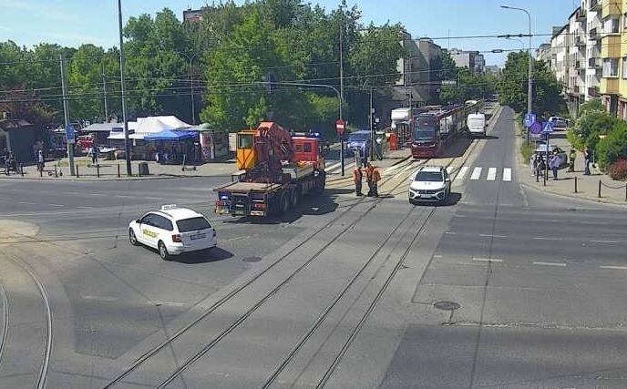 Stanęły tramwaje przy Kopcińskiego