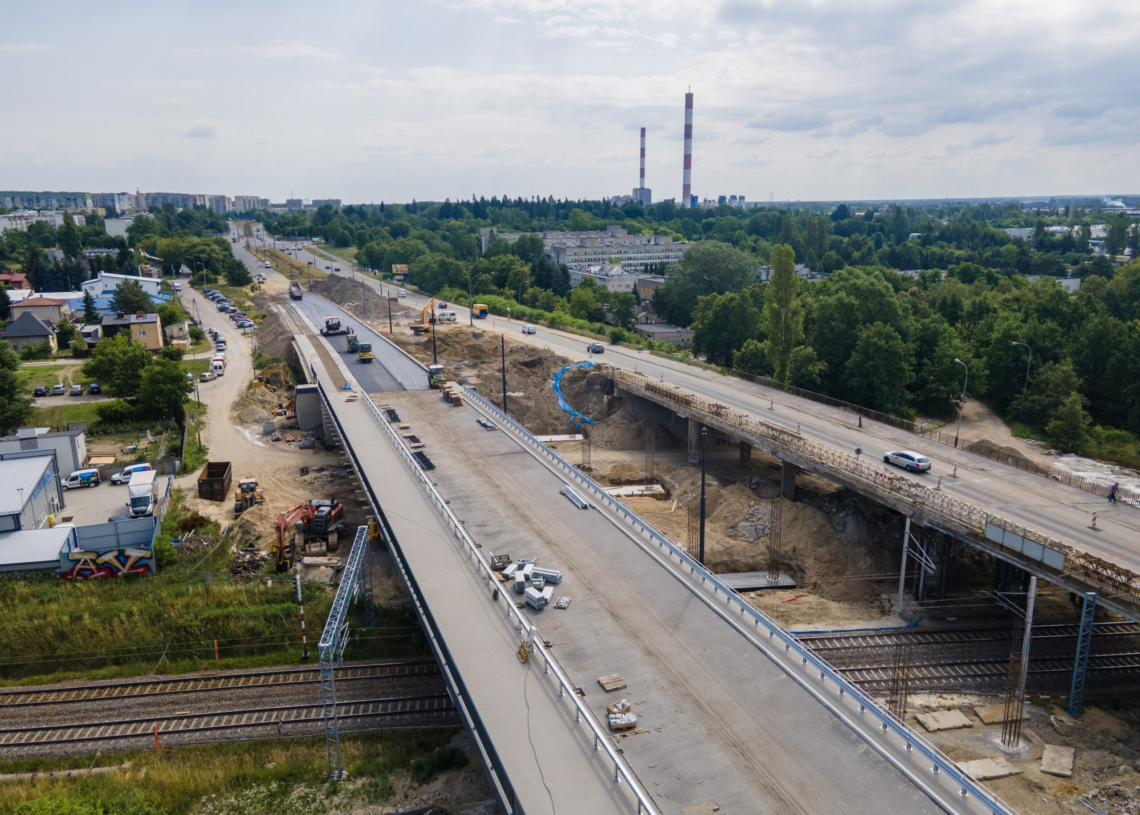 Otwarcie pierwszego z 3 nowych wiaduktów na Przybyszewskiego ma nastąpić w połowie miesiąca