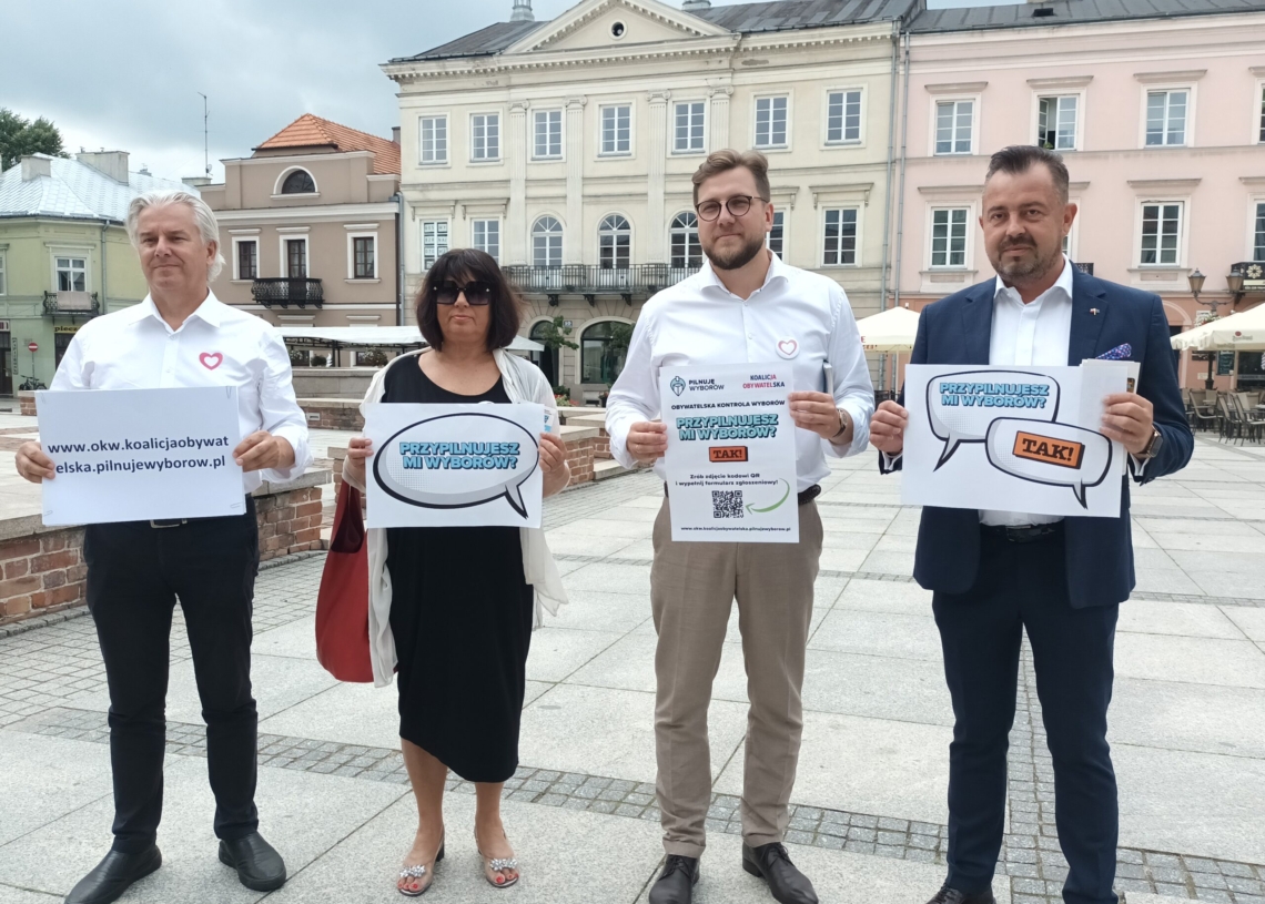 Działacze PO zachęcali mieszkańców Piotrkowa do przypilnowania wyborów