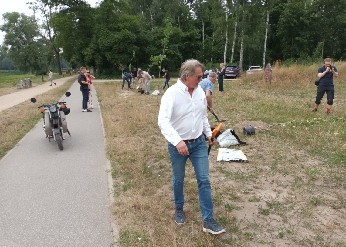 600 dębów na 600-lecie Łodzi. Posadzone przy Stawach Stefańskiego