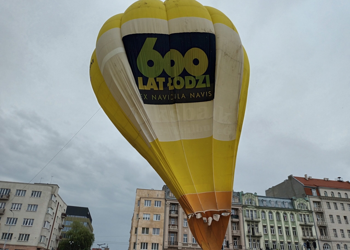 Kilkadziesiąt balonów nad Łodzią podczas obchodów 600-lecia miasta