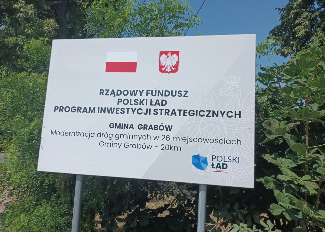 Nowa droga w miejscowości Kadzidłowa. To ostatni z utwardzonych odcinków dróg w gminie Grabów [ ZDJĘCIA]