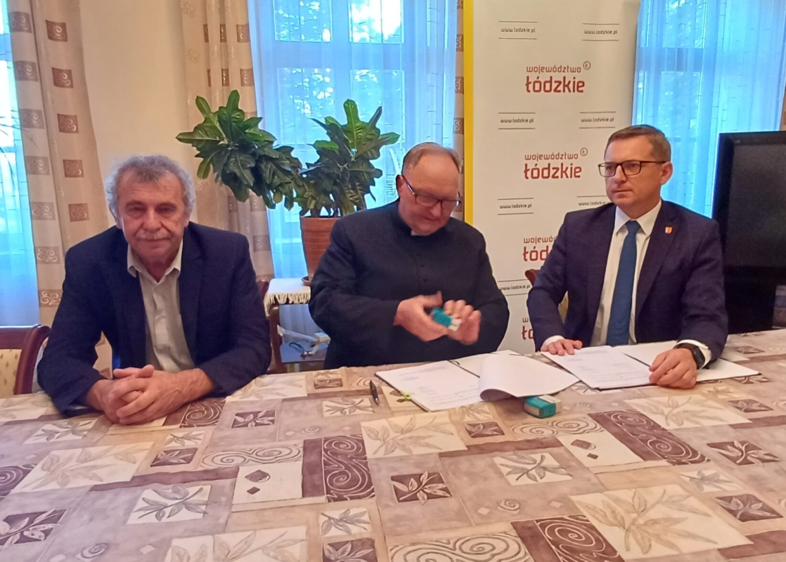 100 tys. zł dotacji na remont fasady kościoła w Witowie [ZDJĘCIA]