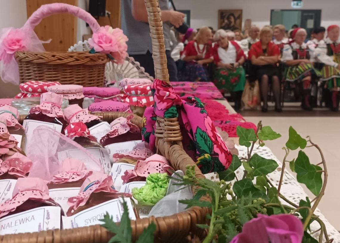 „Jak wieś może wyprzedzić miasto” – szkolenie dla kół gospodyń wiejskich z powiatu koneckiego i opoczyńskiego [ZDJĘCIA]