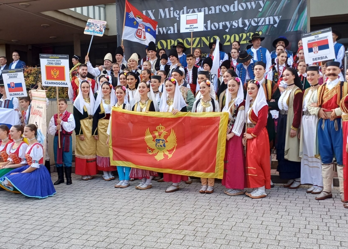 9. Międzynarodowy Festiwal Folklorystyczny „Opoczno 2023” rozpoczęty [ZDJĘCIA]