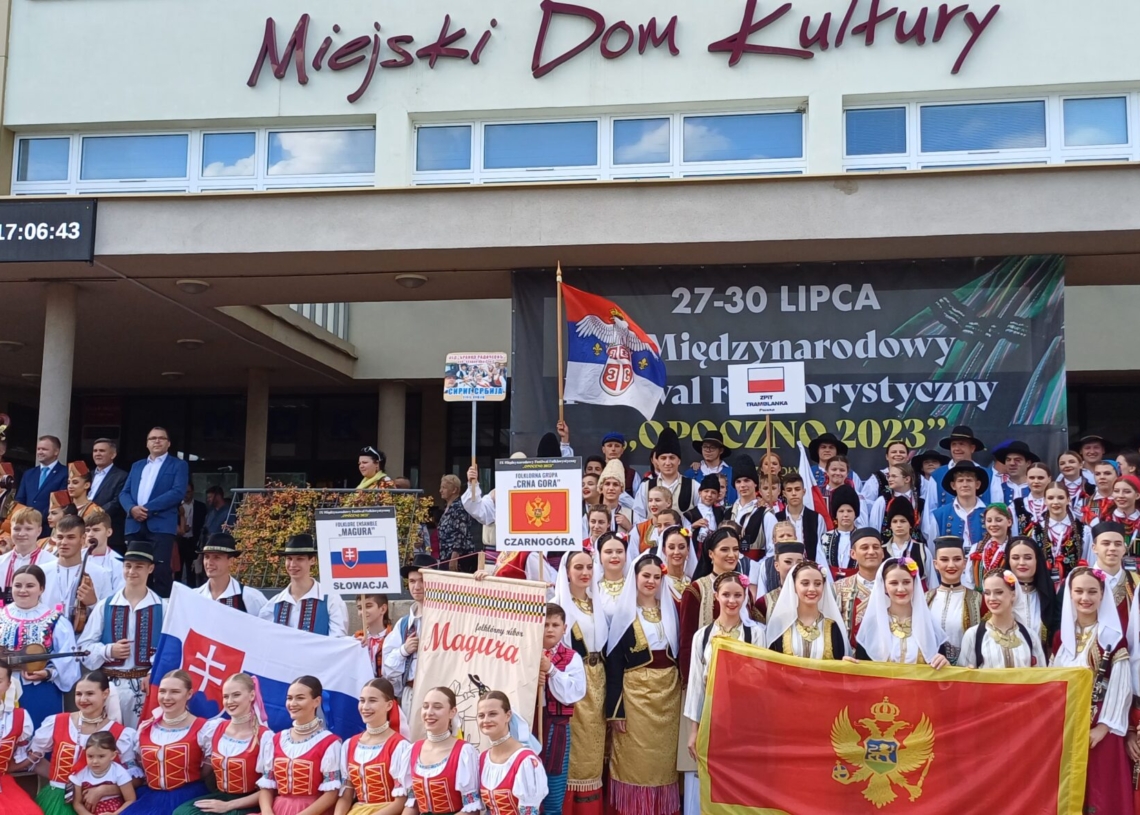 9. Międzynarodowy Festiwal Folklorystyczny „Opoczno 2023” rozpoczęty [ZDJĘCIA]