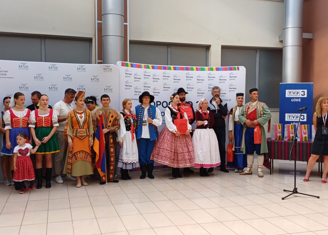 9. Międzynarodowy Festiwal Folklorystyczny „Opoczno 2023” rozpoczęty [ZDJĘCIA]